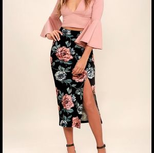 NWT MinkPink Garden of Eden Floral Skirt